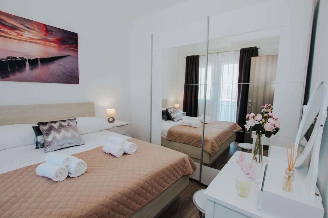 Blaise Appartement Trogir Buitenkant foto
